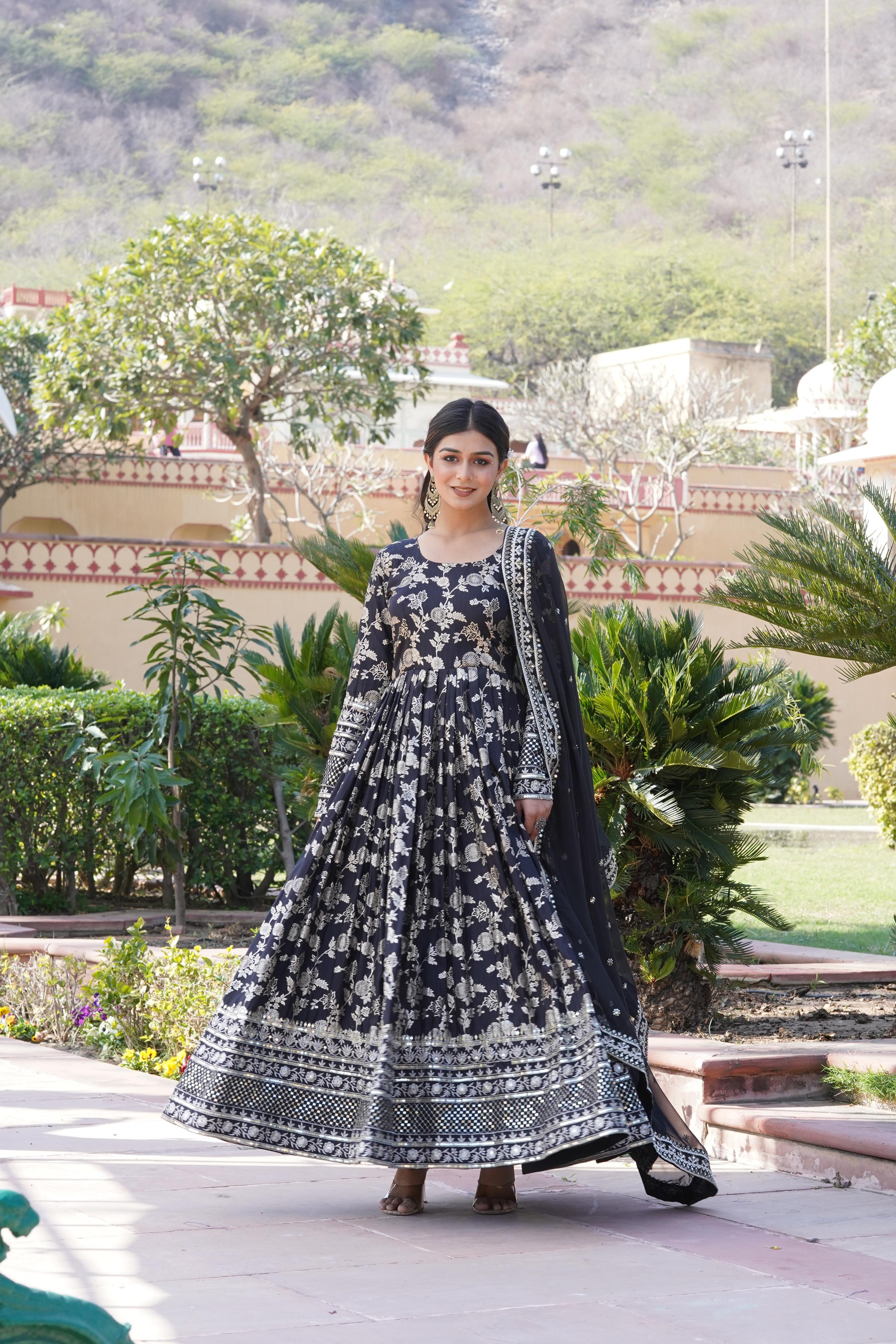 Charming Jacquard Embroidered Black Color Gown