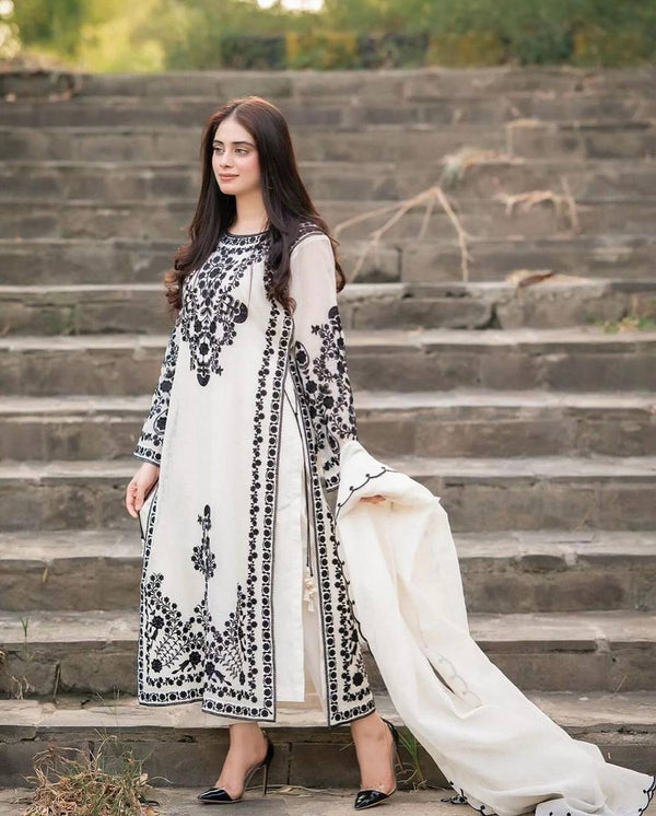 Marvelous White Color Thread Work Salwar Suit