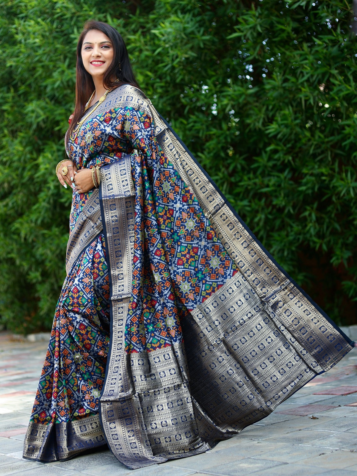 Fashionable Navy Blue Color All Over Zari Patola Weaving Saree
