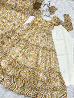 Fabulous Cream Color Zigzag Print Anarkali Suit