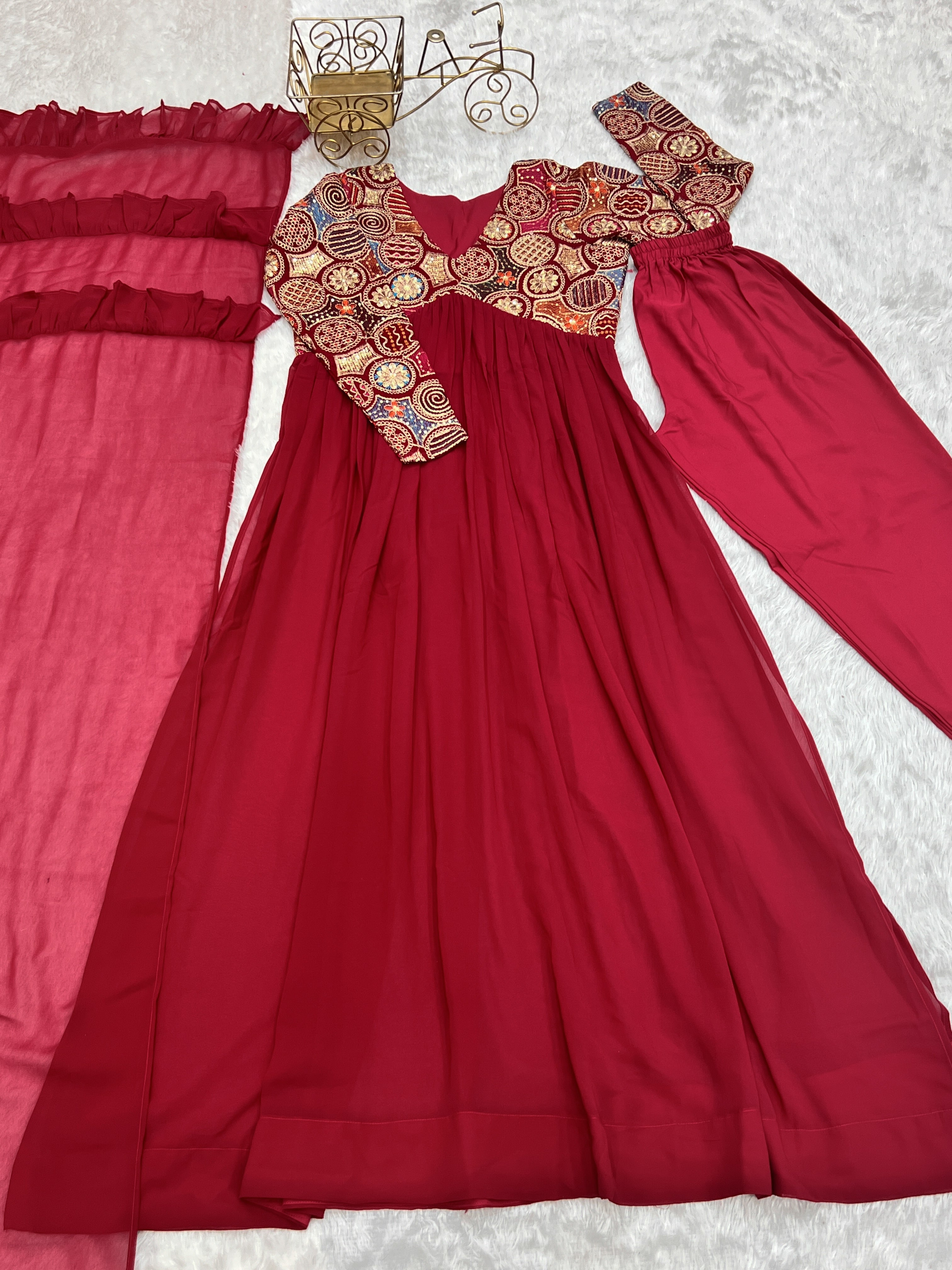 Stunning Nayra Cut Red Color Kurta Set