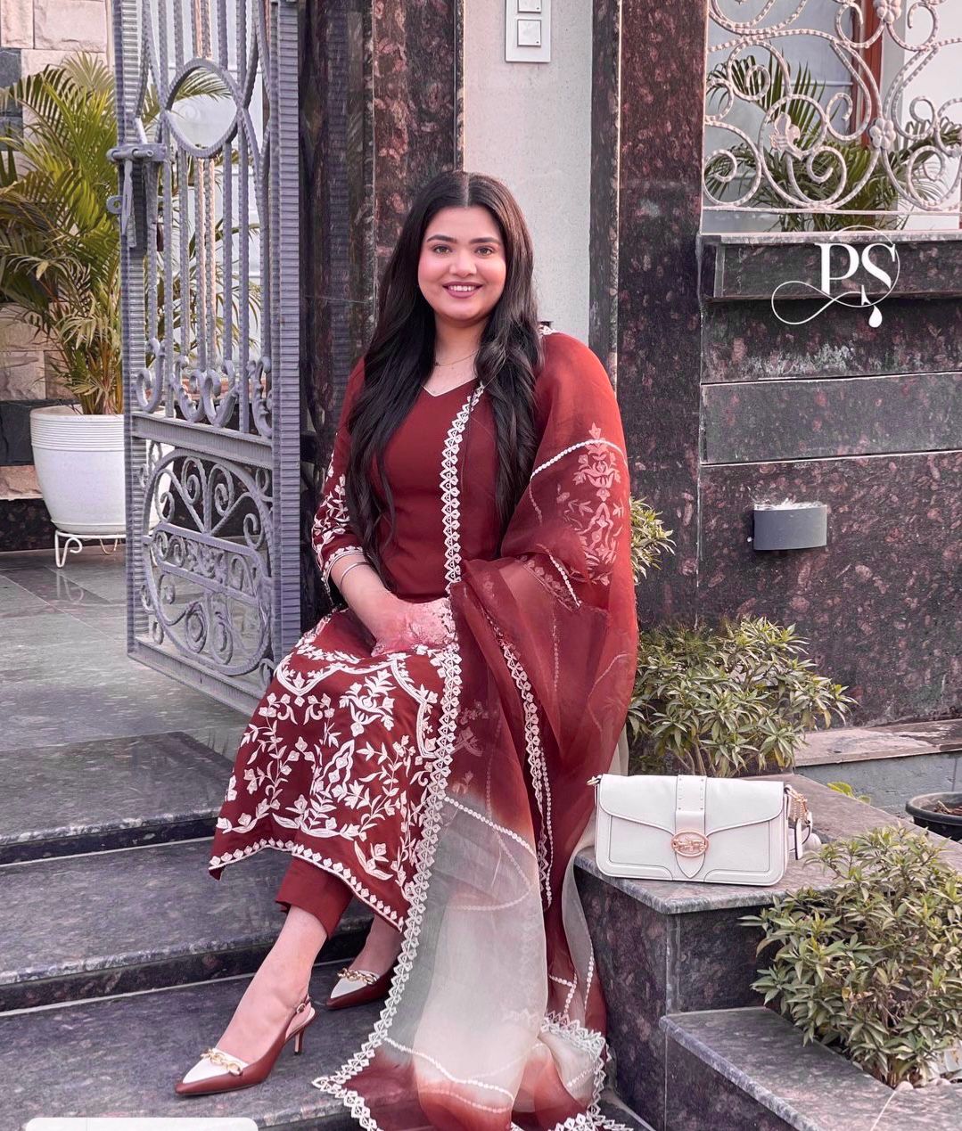 Admiring Thread Work Maroon Color Salwar Suit