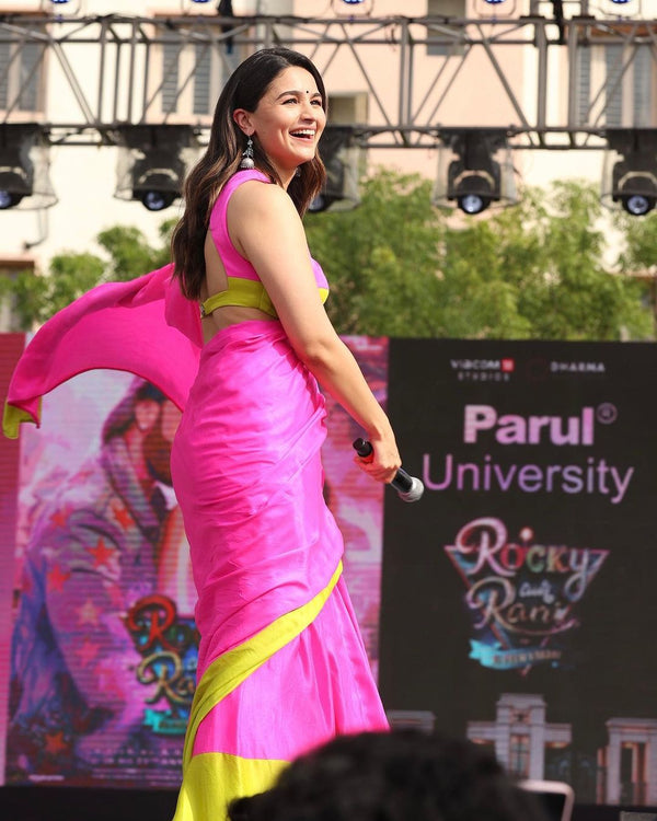 Alia Bhatt Wear Pink Color Bollywood Saree