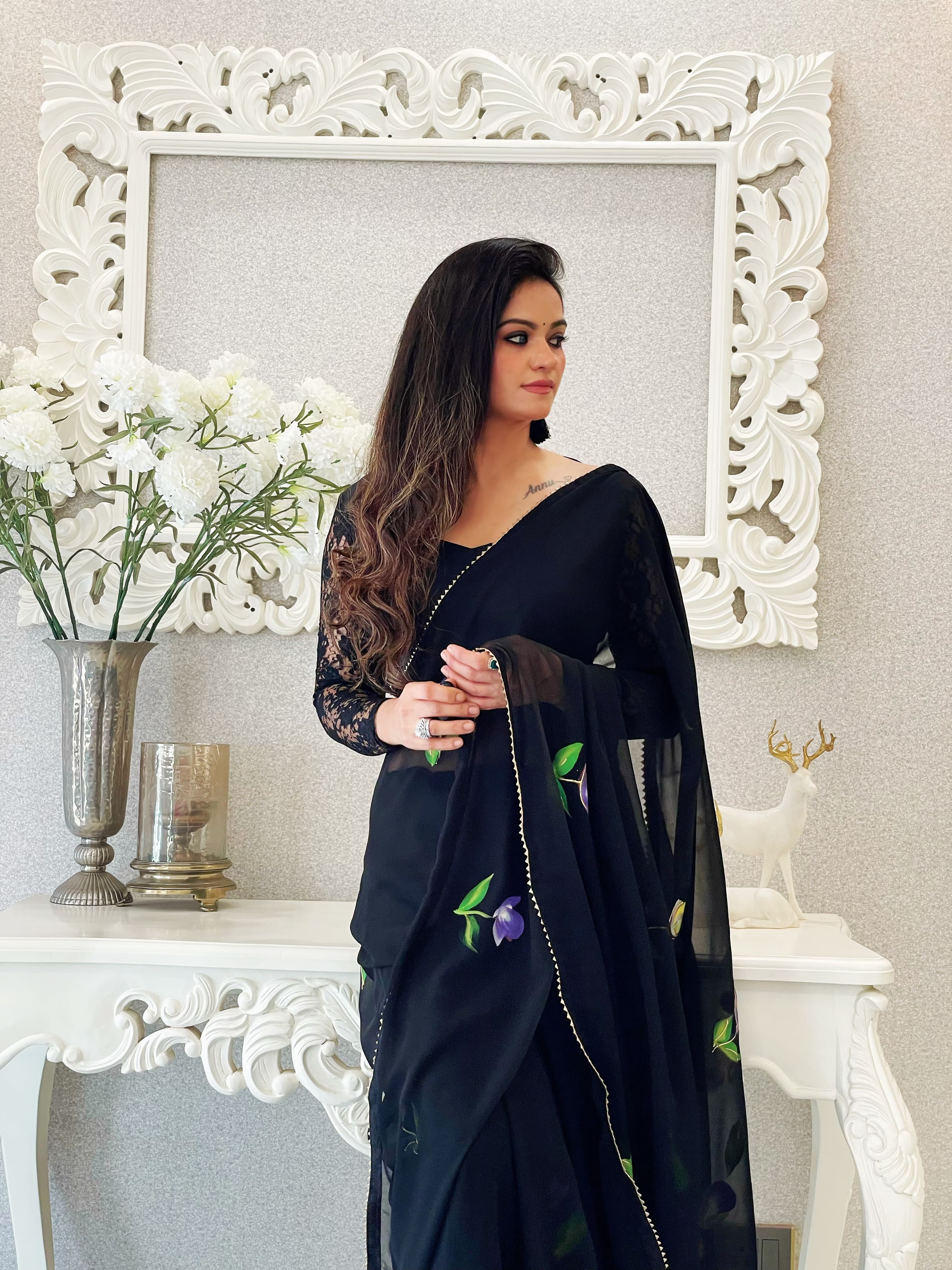 Trendy Samosa Lace Border Black Color Saree