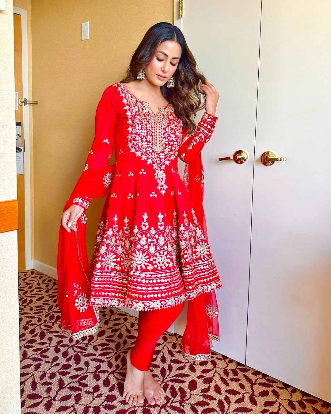 Hina Khan Wear Red Color Exclusive Dress