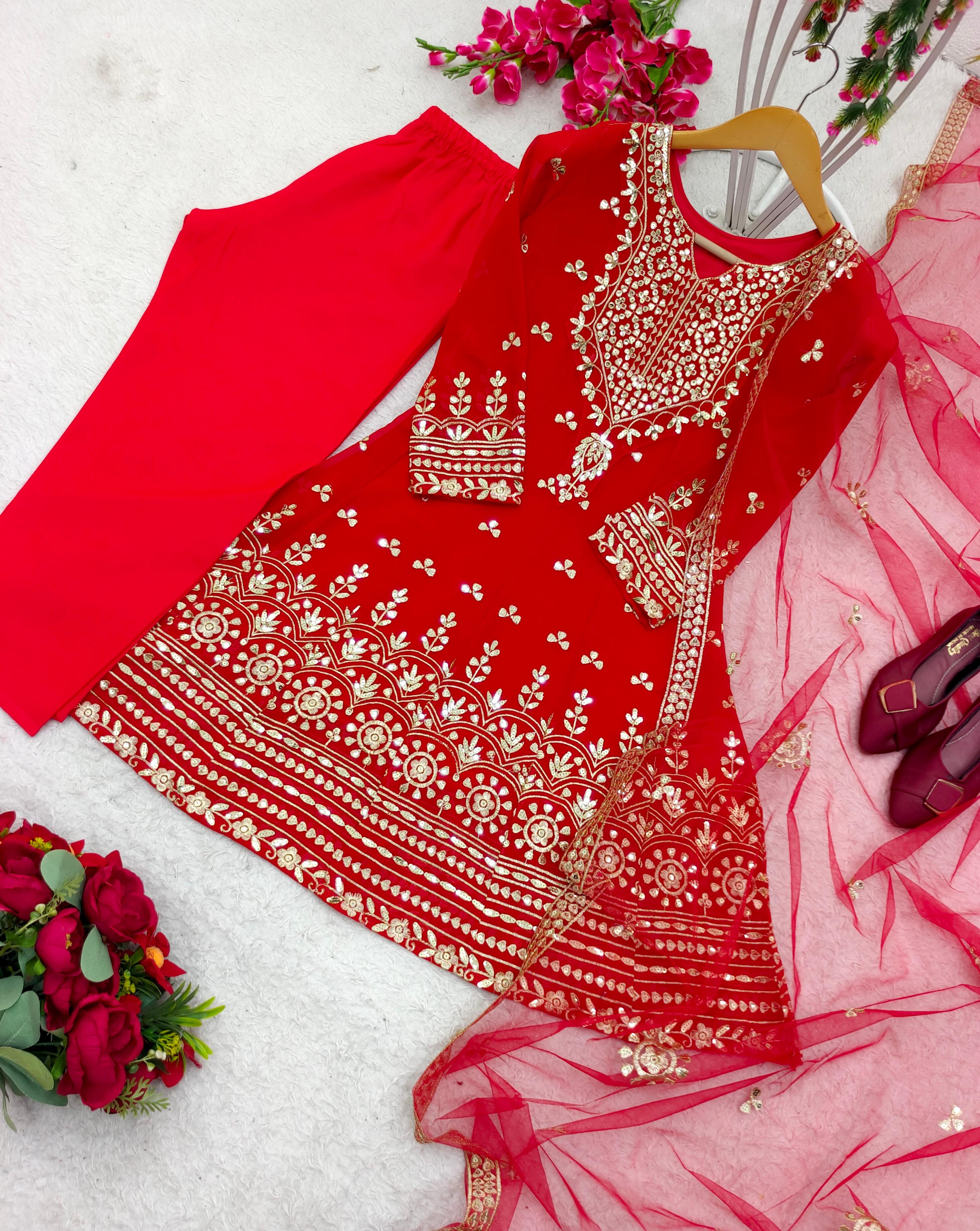 Hina Khan Wear Red Color Exclusive Dress