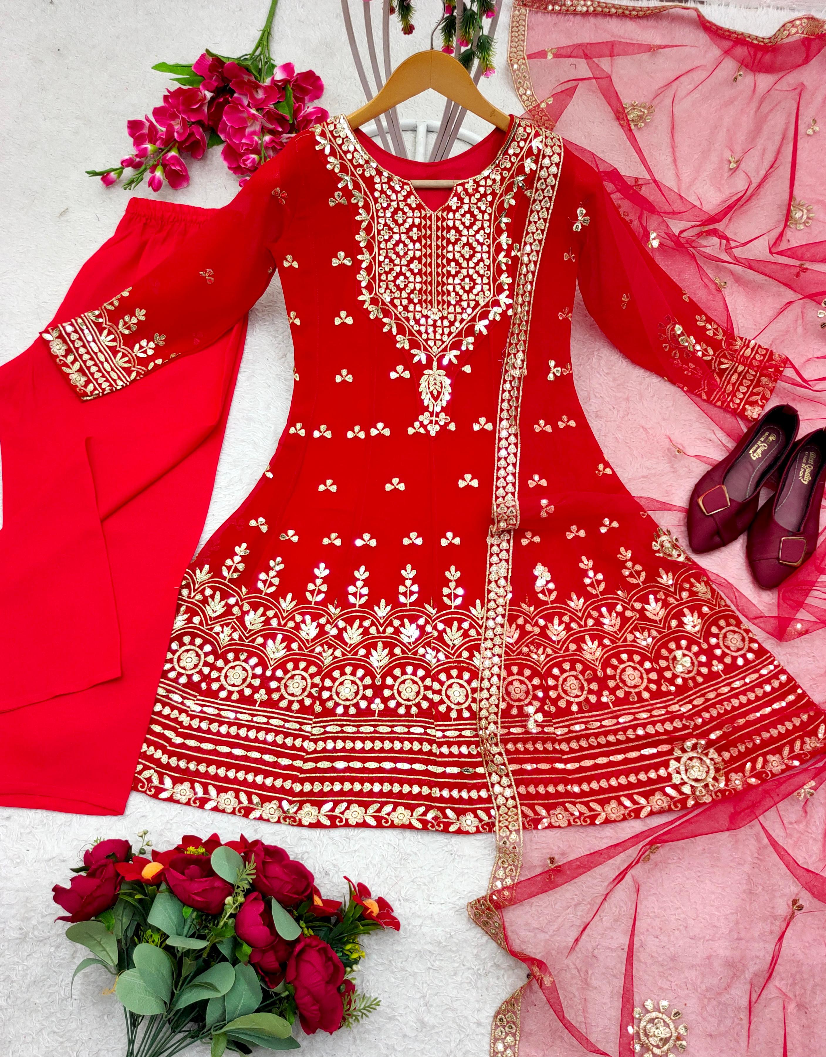 Hina Khan Wear Red Color Exclusive Dress