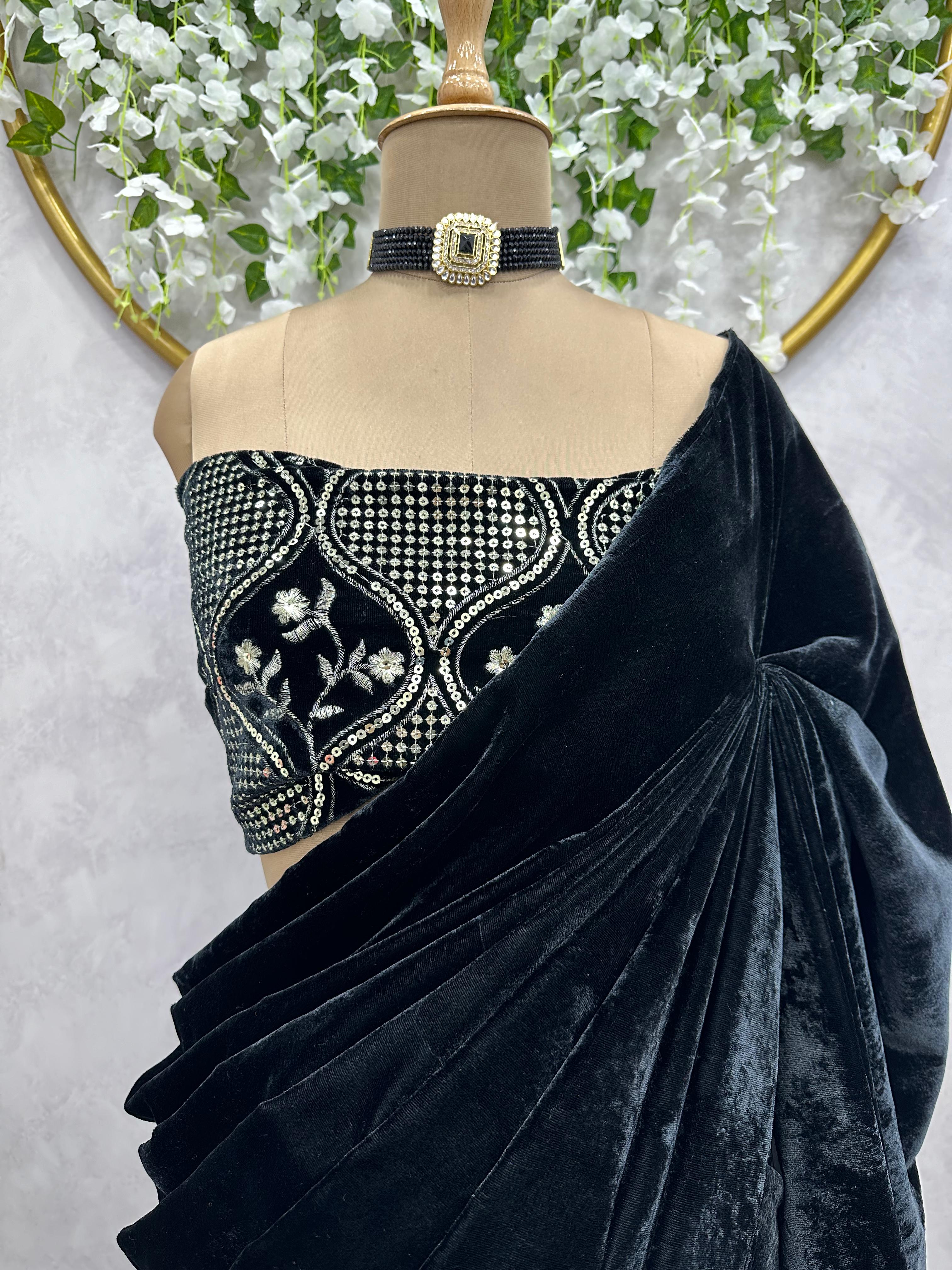 Dream Crushers Women's Cut Work Velvet Saree With Blouse Piece (Black) :  Amazon.in: Fashion