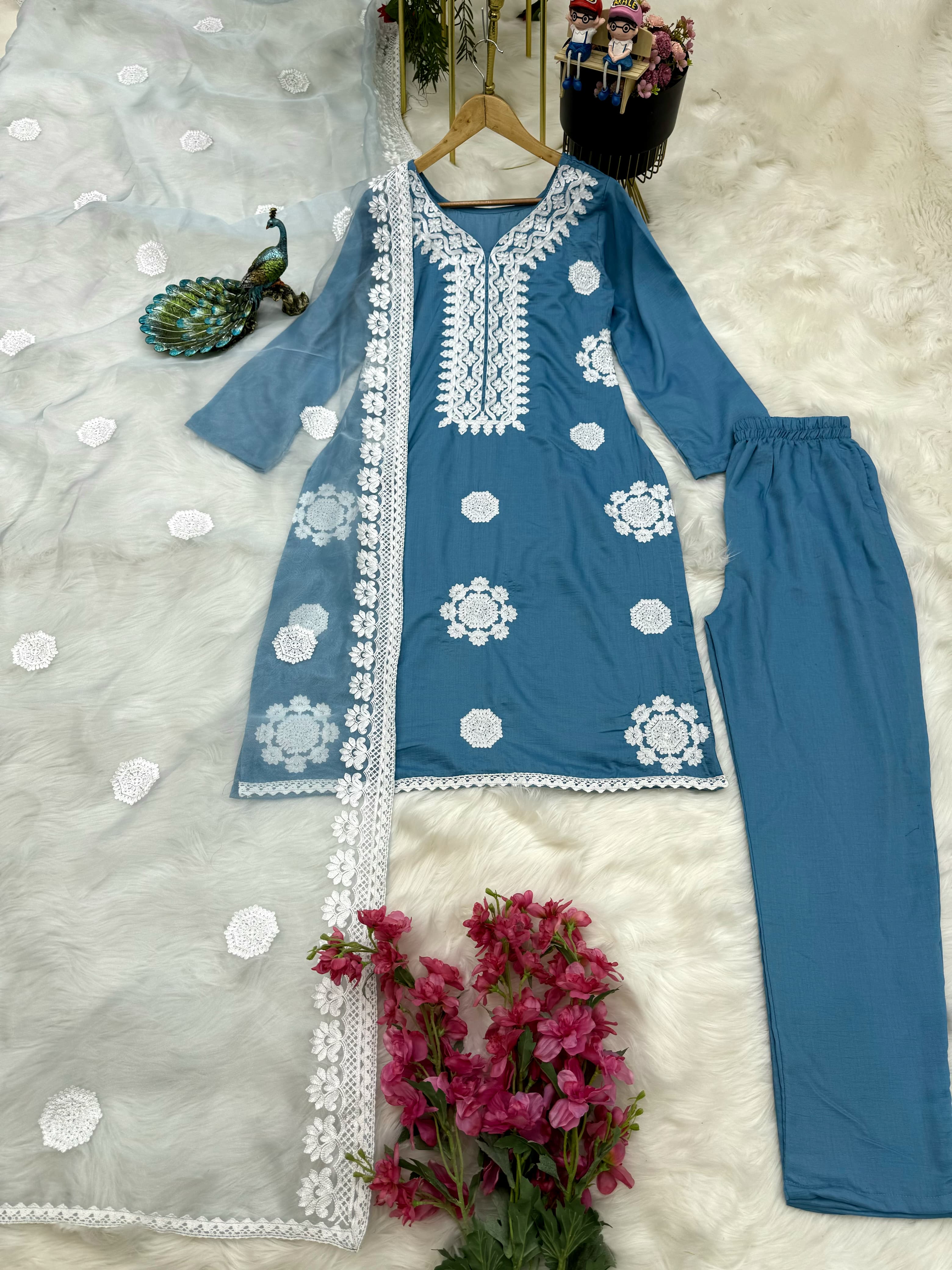 Fabulous Thread Work Gray Color Salwar Suit