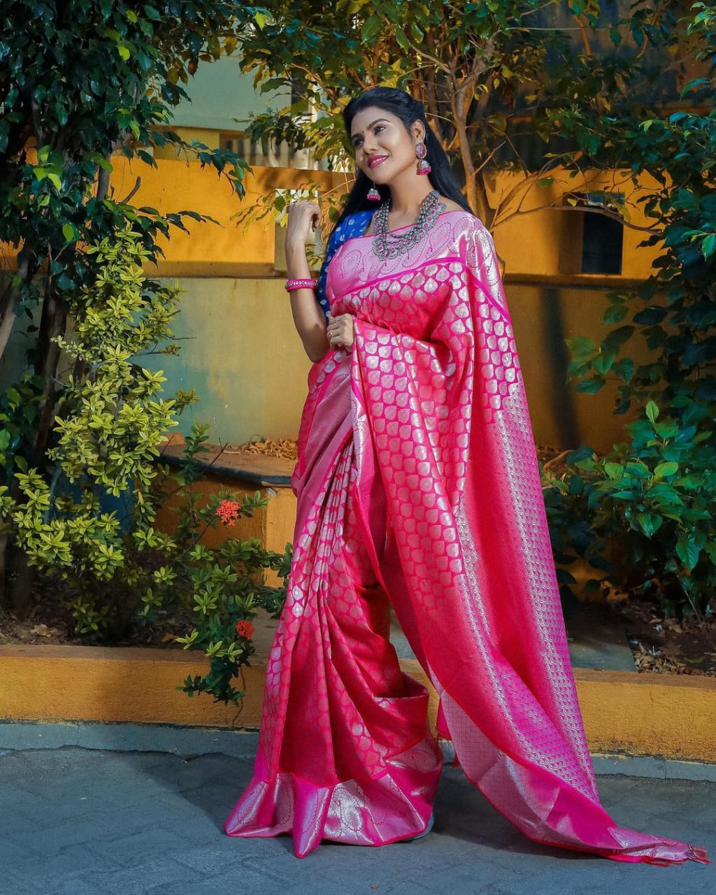 Pink Color Soft Lichi Silk Silver Jari Saree