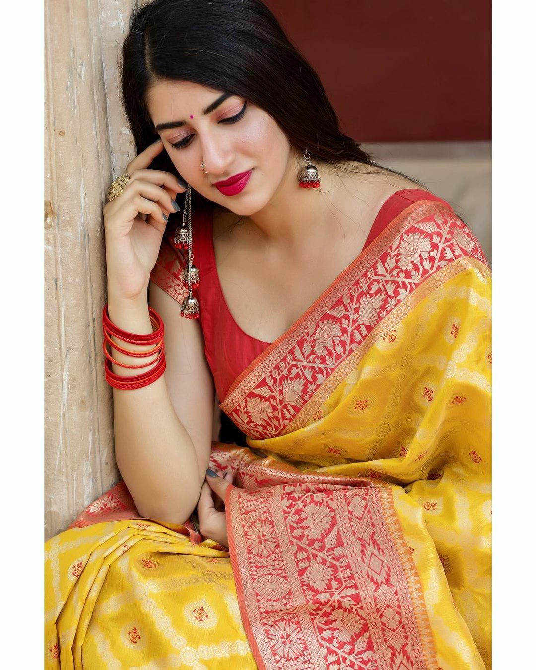 Yellow Color Jaquard Design Captivating Saree