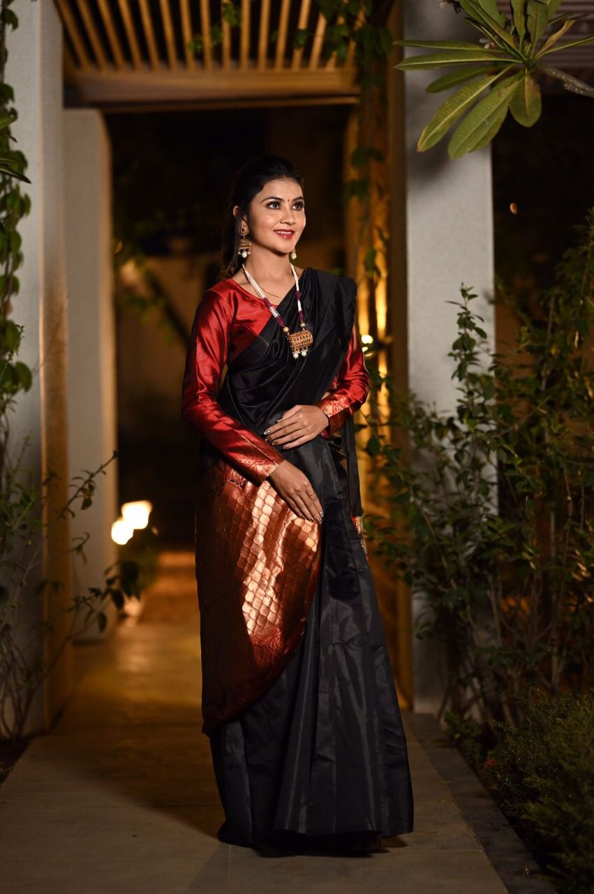 Gorgeous Black With Red Rich Jacquard Work Saree