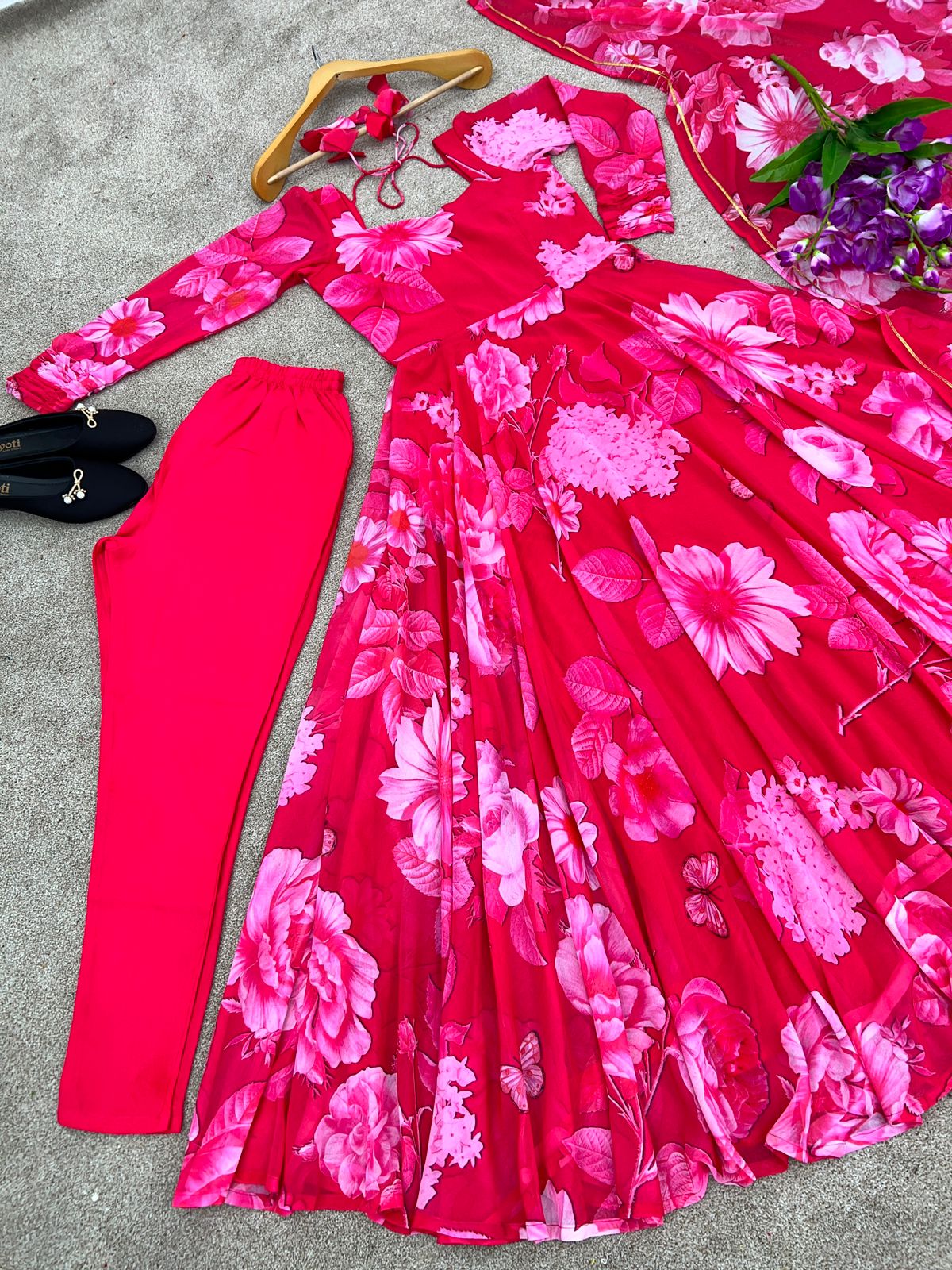Innovative Pink Color Digital Print Gown
