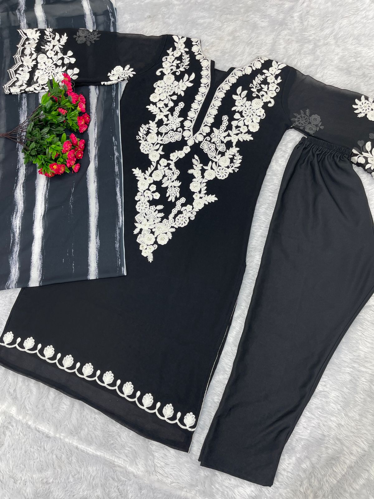 Chine Sequence Black Color Work Kurti Set