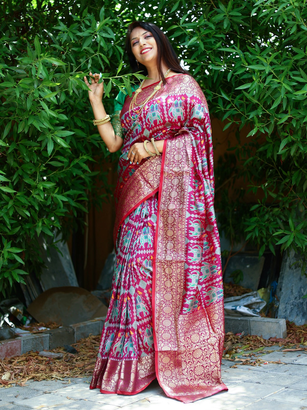 Patola Weaving Rich Pallu And Border Dark Pink Color Saree