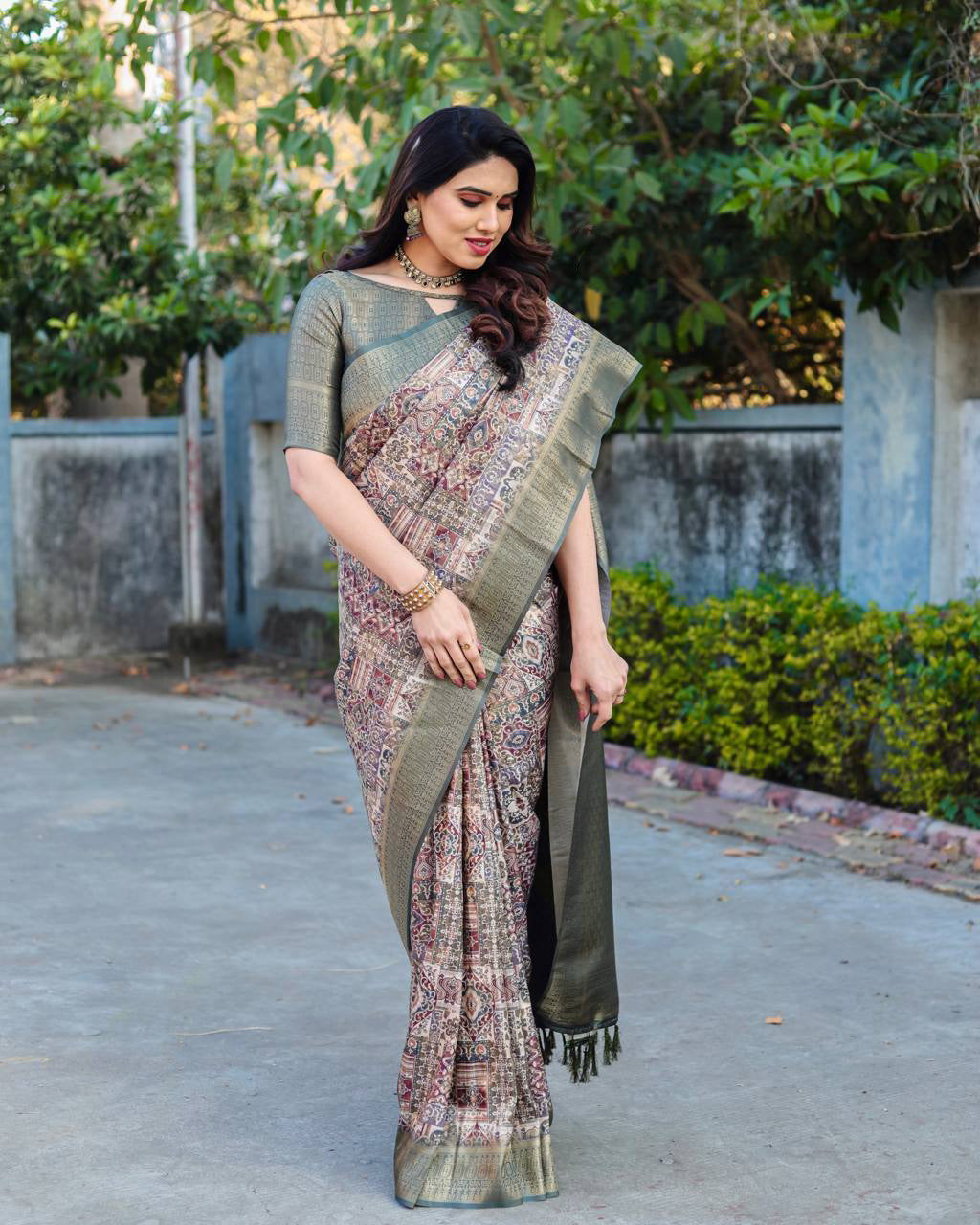 Rich Golden Weaving Print Green Color Banarasi Saree
