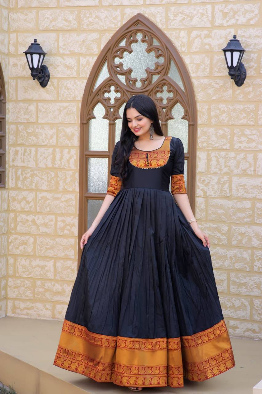 Jacquard Work Black Color Mother-Daughter Gown